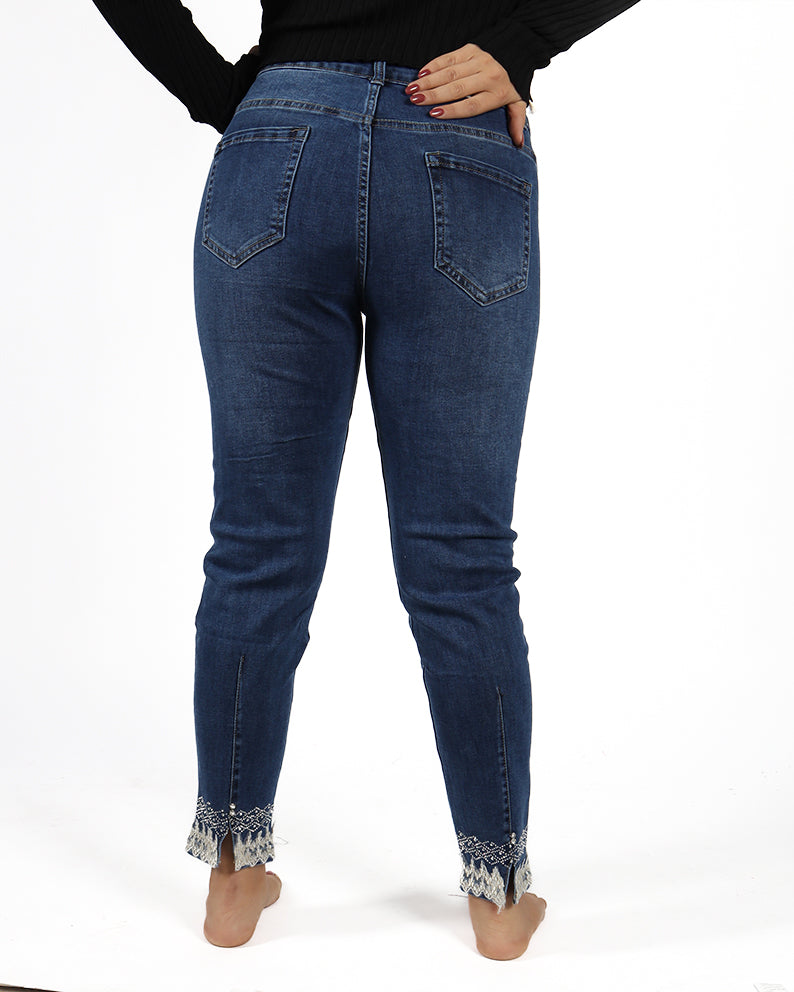 JEANS STRETTO CON MERLETTI