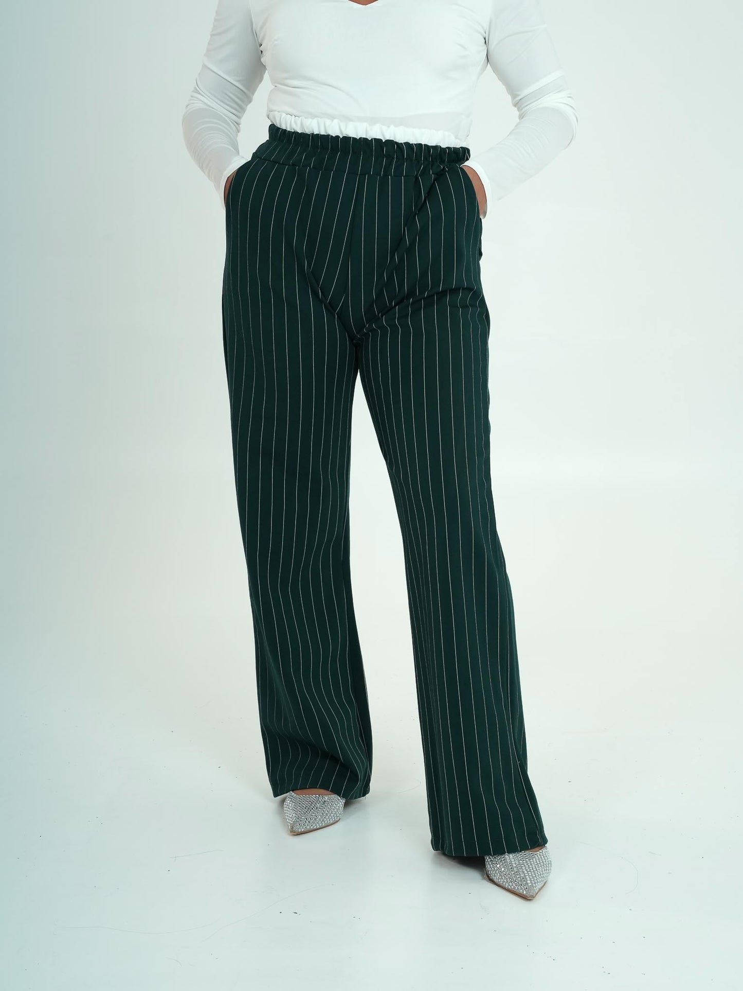 Pantaloni classici con elastico bianco